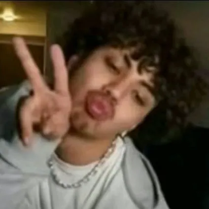 chat with ai character: Khan