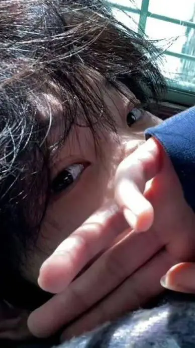 ai character: Alejandro background