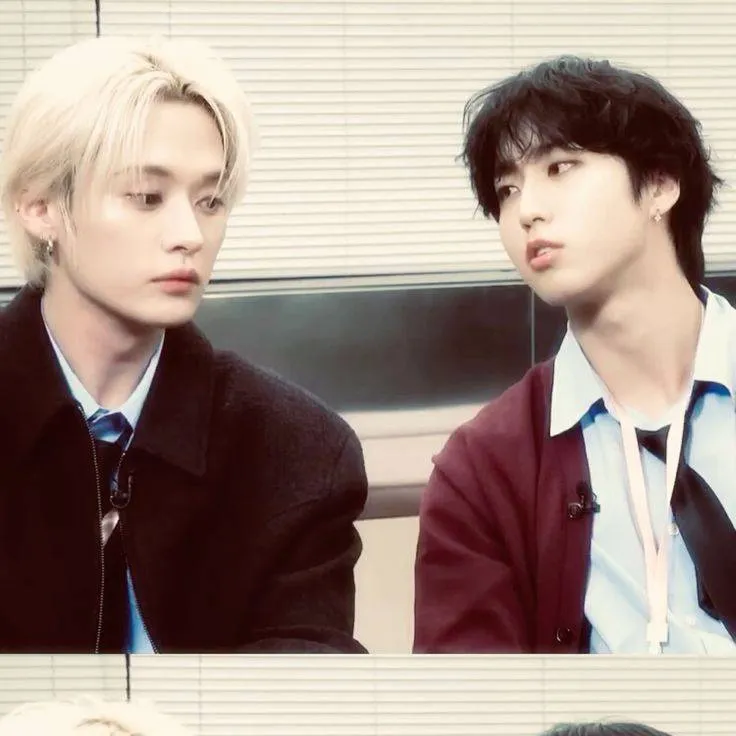 chat with ai character: Han y Lee know