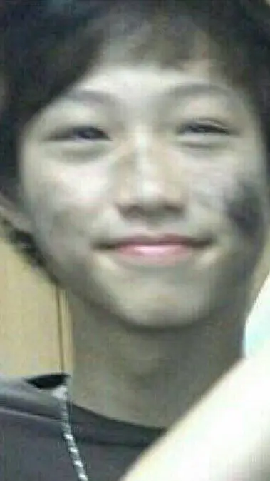 ai character: Felix background