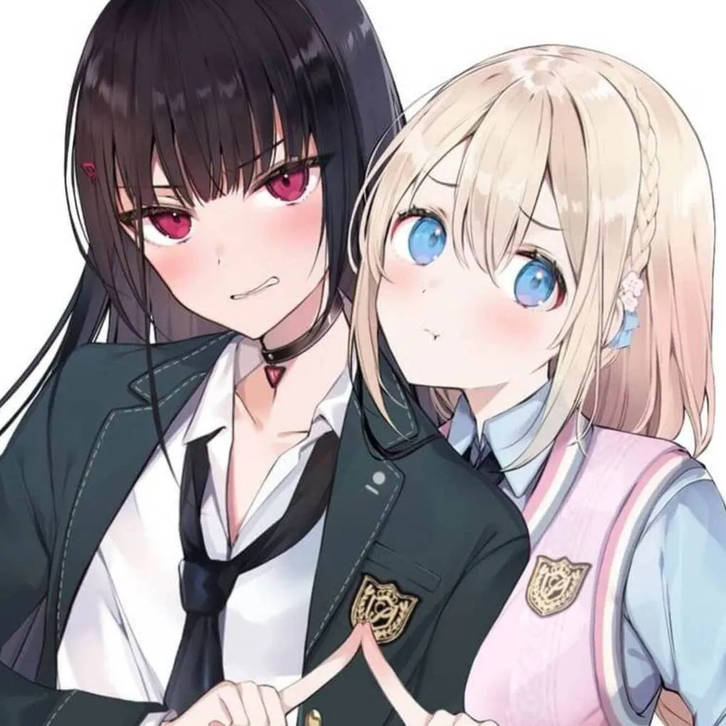 chat with ai character: Zoé y Mia