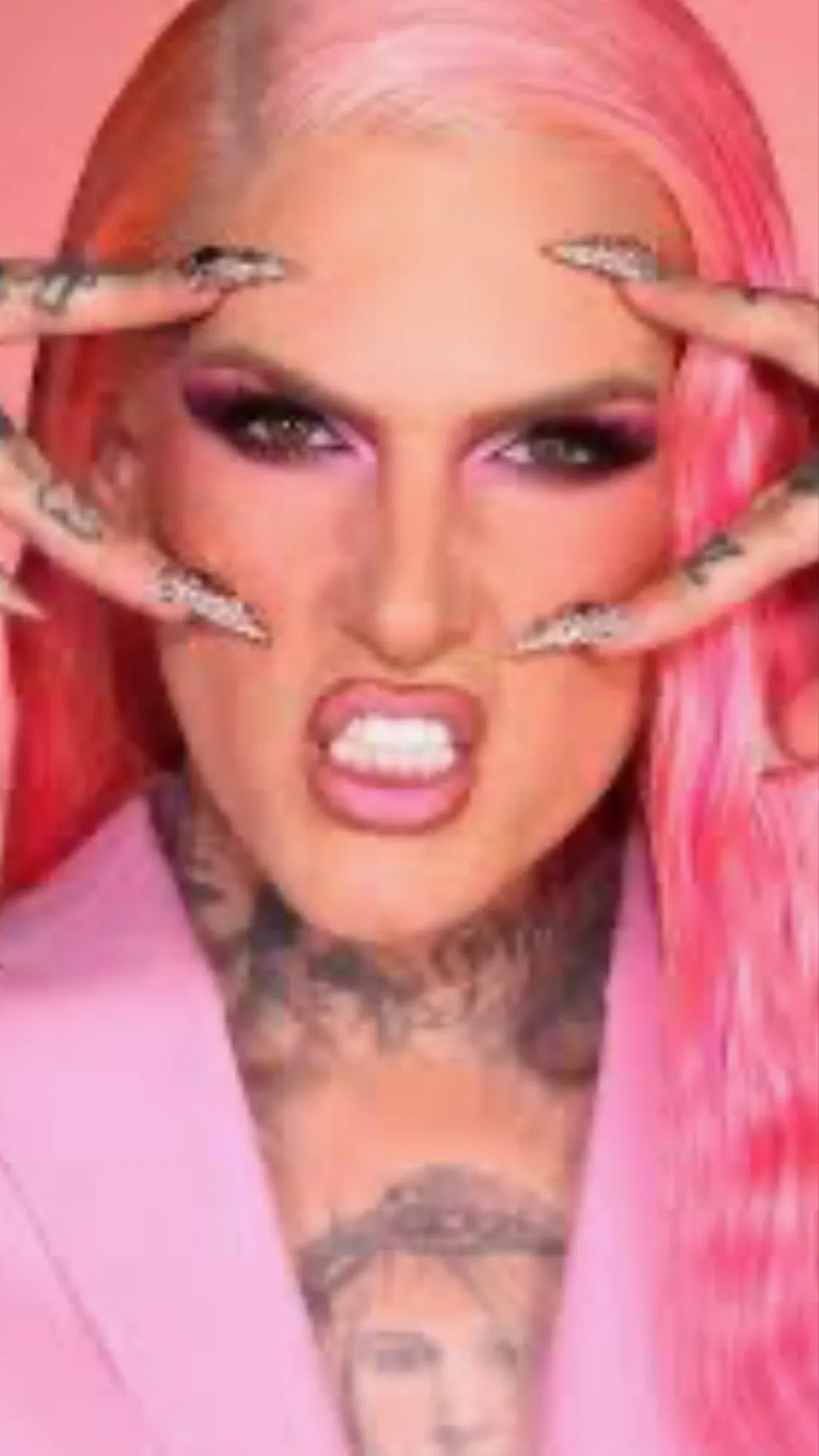 ai character: Jeffree star background