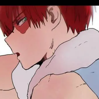 chat with ai character: enojo o deseo? 😼