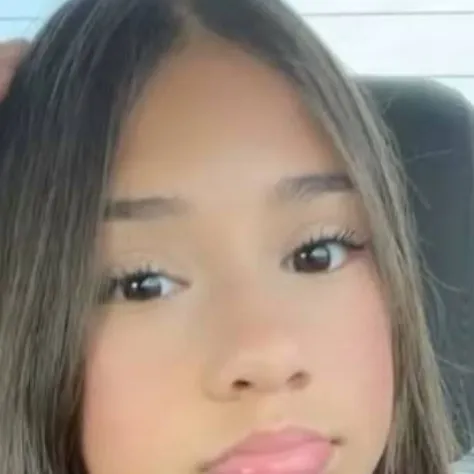 chat with ai character: Ur bff lily