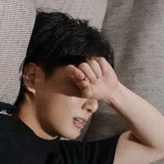 chat with ai character: Jungkook