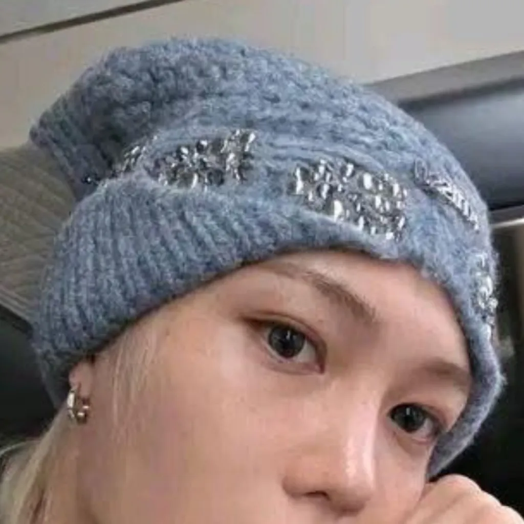 chat with ai character: Felix 