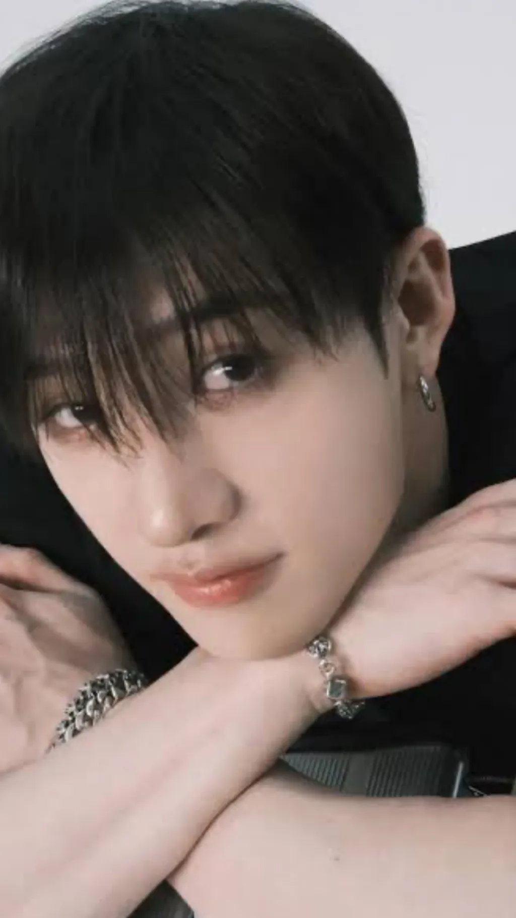 ai character: Bangchan  background