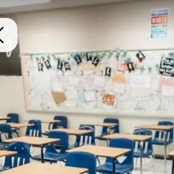 chat with ai character: ur the teacher 
