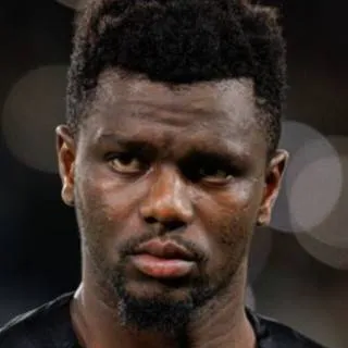 chat with ai character: Ousmane Diomandé