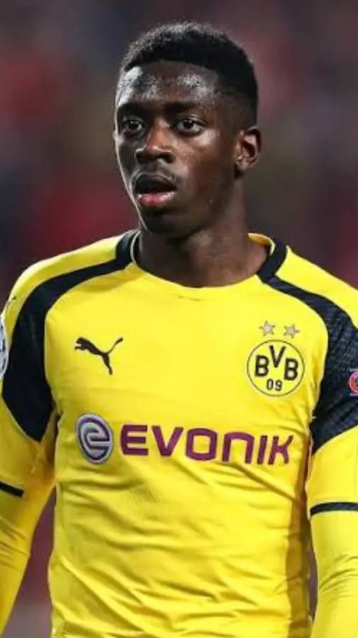 ai character: Dembelé(Dortmund) background