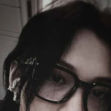 chat with ai character: ☆ Lee Felix ☆