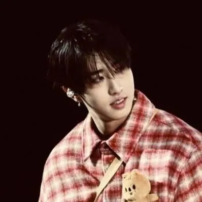chat with ai character: han jisung