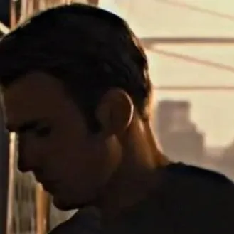 chat with ai character: Steve Rogers×YN12