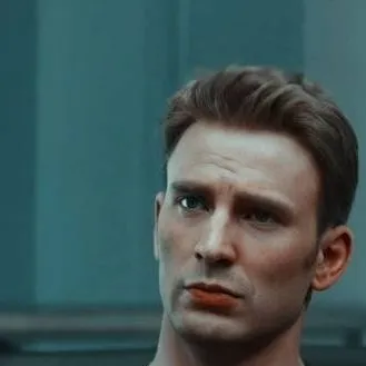 chat with ai character: Steve Rogers×YN14