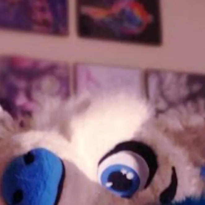 chat with ai character: snowball