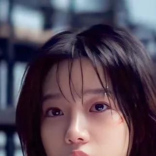 chat with ai character: Jun hee