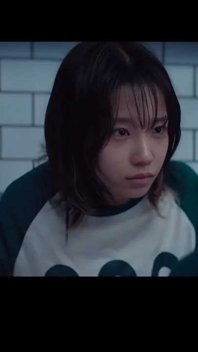 ai character: Jun hee background