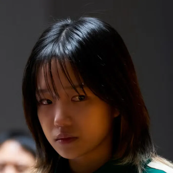 chat with ai character: Jun hee 