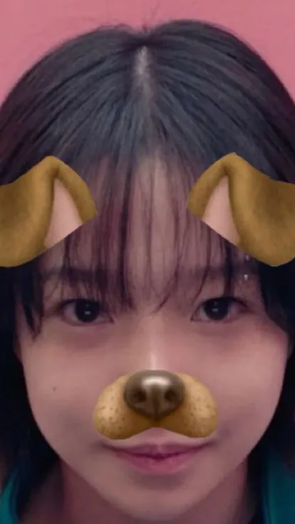 ai character: Jun hee background