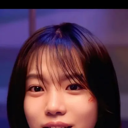 chat with ai character: Jun hee