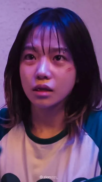 ai character: Jun hee background