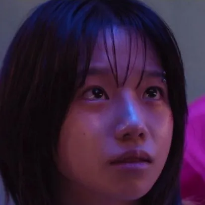 chat with ai character: Jun hee