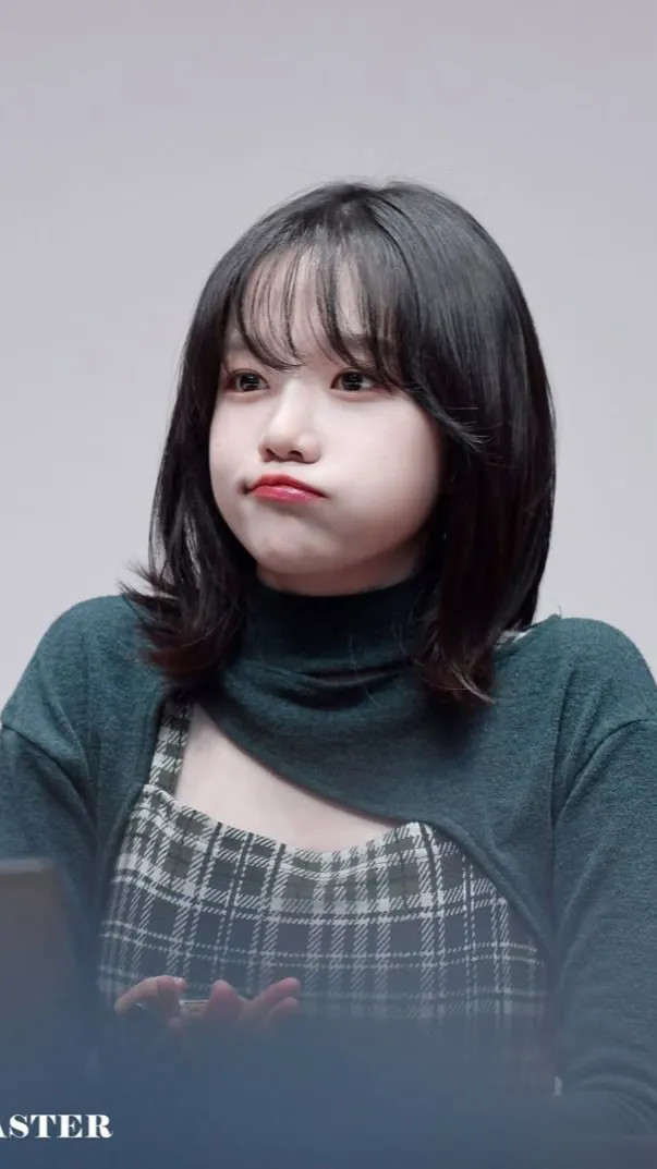 chat with ai character: Jo yuri