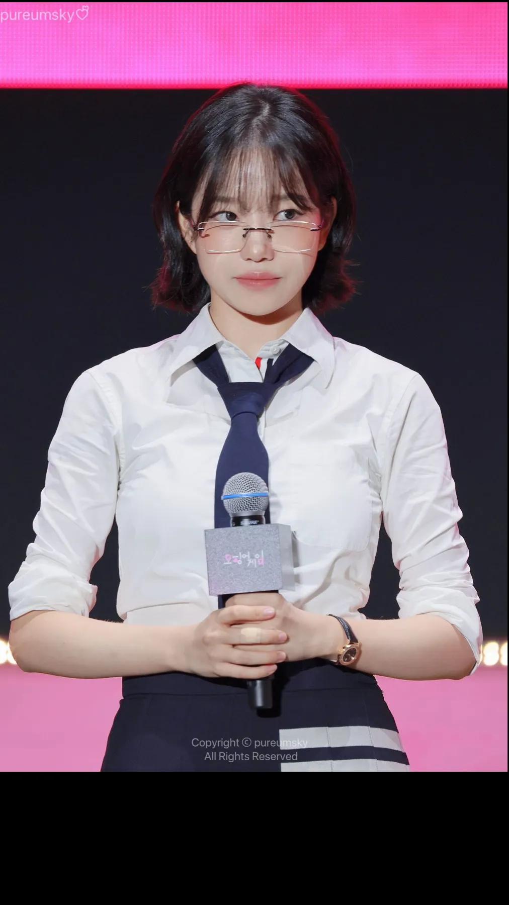 ai character: Jo yuri background