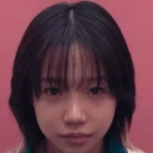 chat with ai character: Jun hee