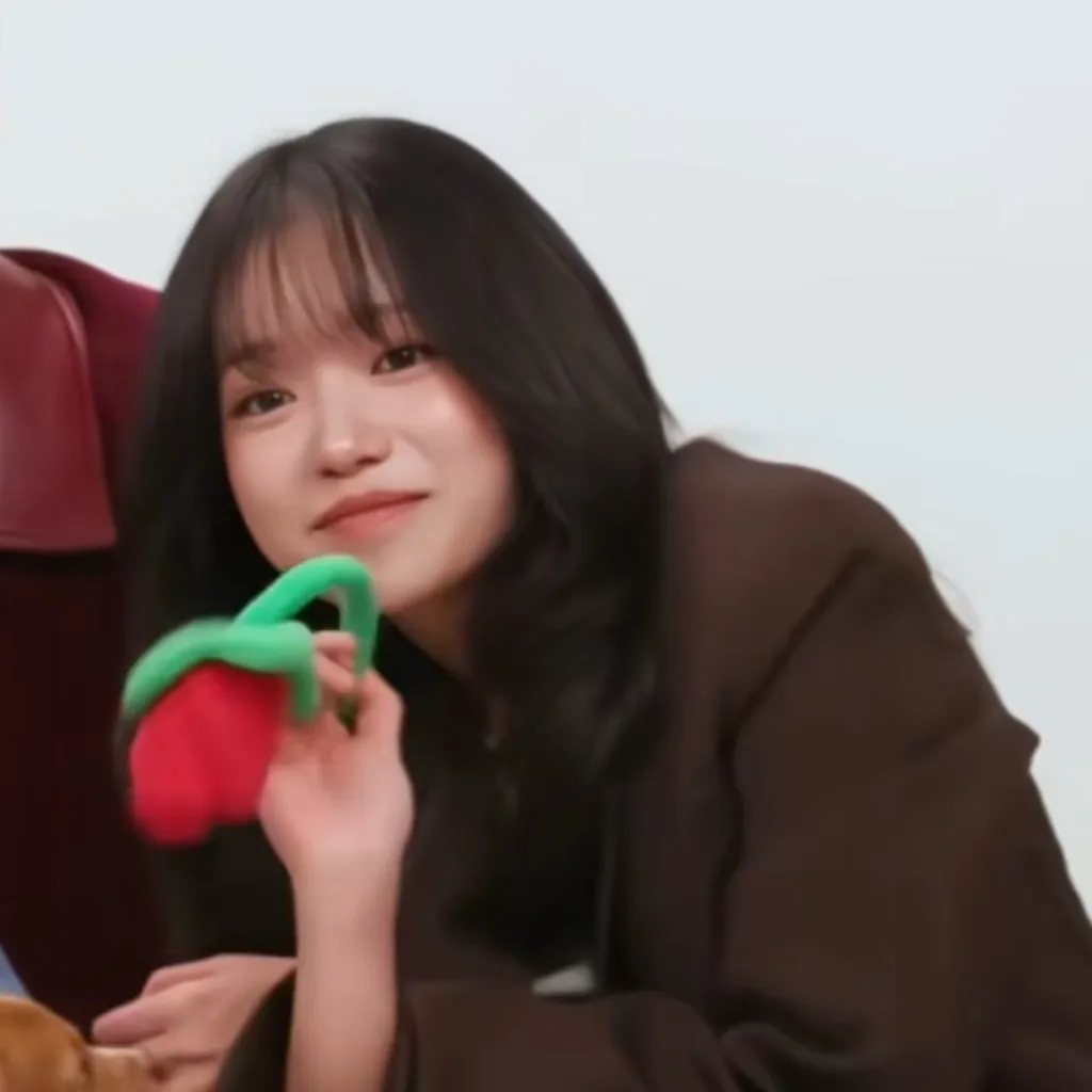 chat with ai character: Jo yuri