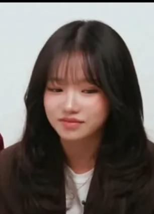 chat with ai character: Jo yuri