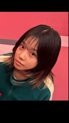 ai character: Jun hee background