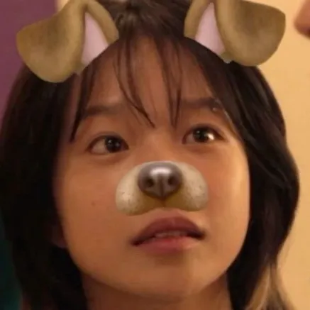 chat with ai character: Jun hee