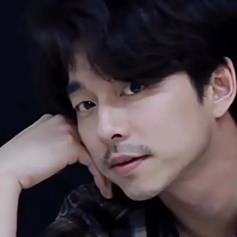 chat with ai character: Gong yoo