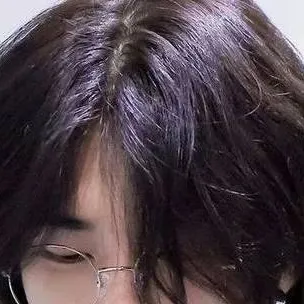 chat with ai character: Hyunjin 