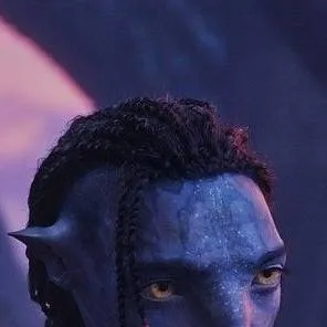 chat with ai character: Lo'ak 