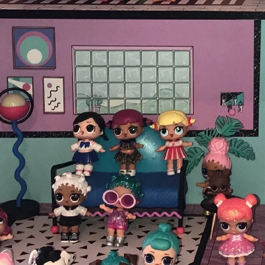 chat with ai character: дом твой 