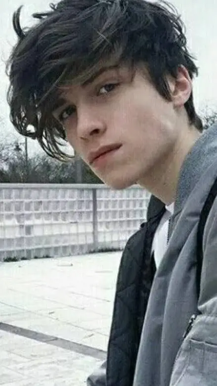 ai character: Ян background