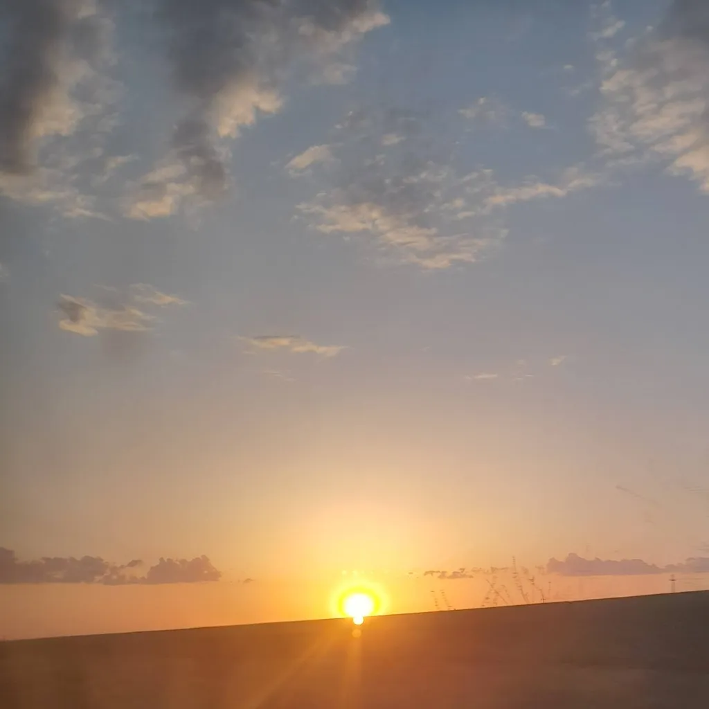 chat with ai character: Limmital space