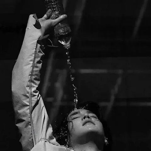 chat with ai character: Suga