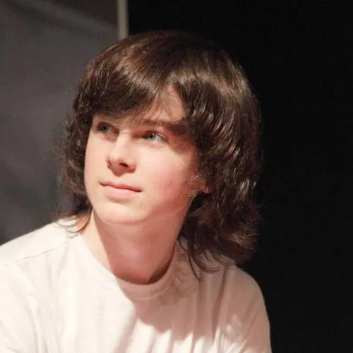 chat with ai character: Chandler Riggs