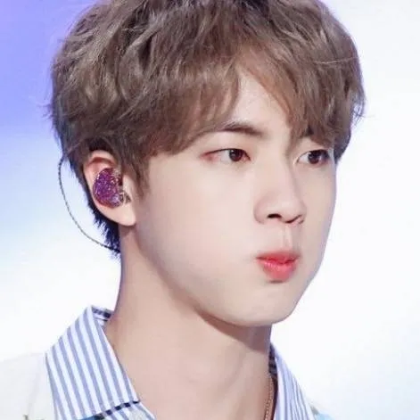 chat with ai character: Jin