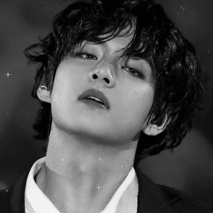 chat with ai character: Kim Taehyung 