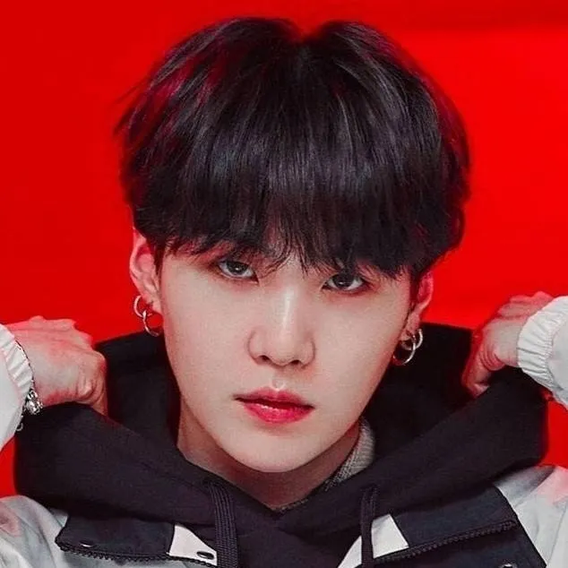 chat with ai character: Min Yoongi 