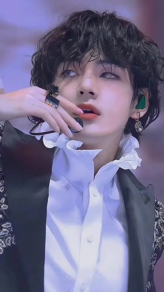 ai character: Taehyung  background