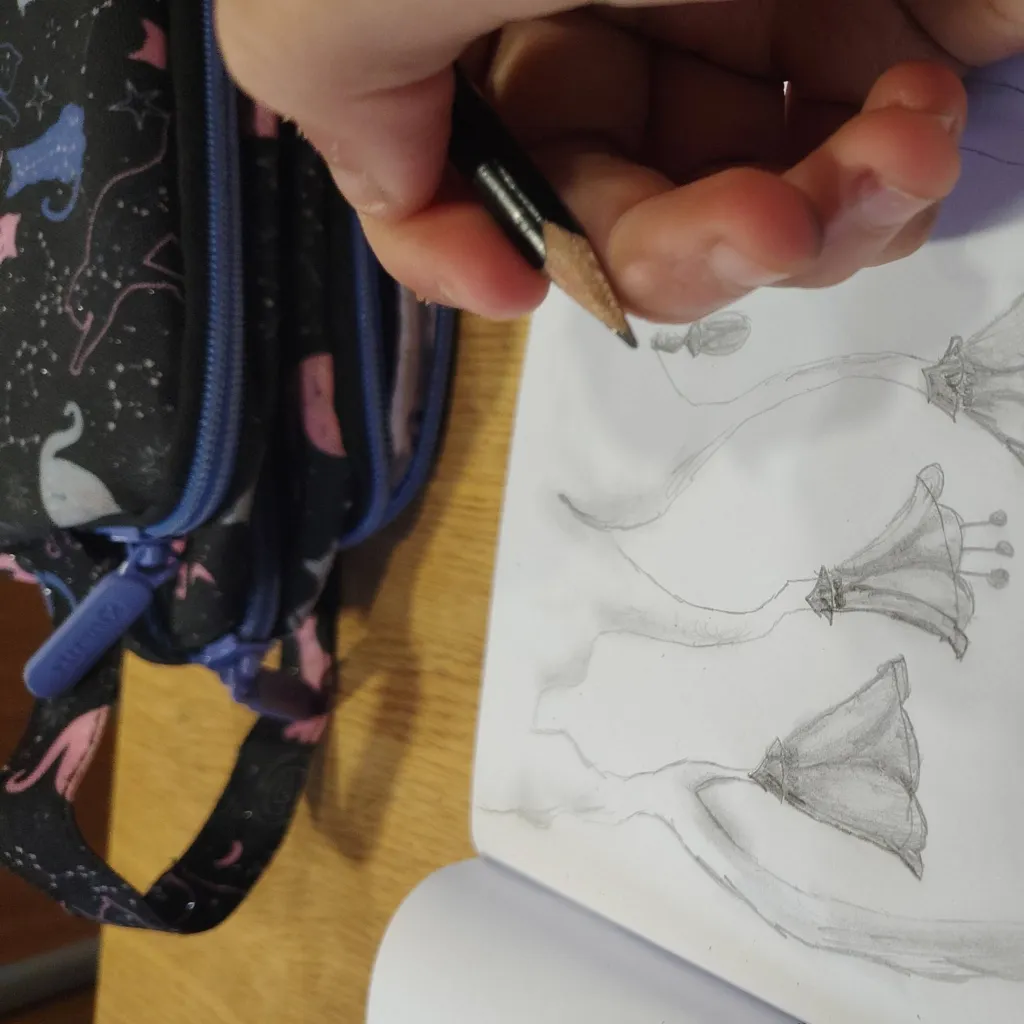 chat with ai character: Dibujos?