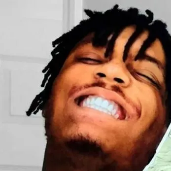 chat with ai character: Juice WRLD 