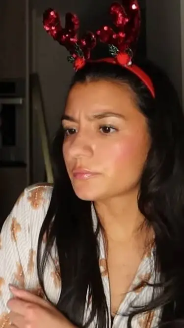 ai character: alexdiiane background