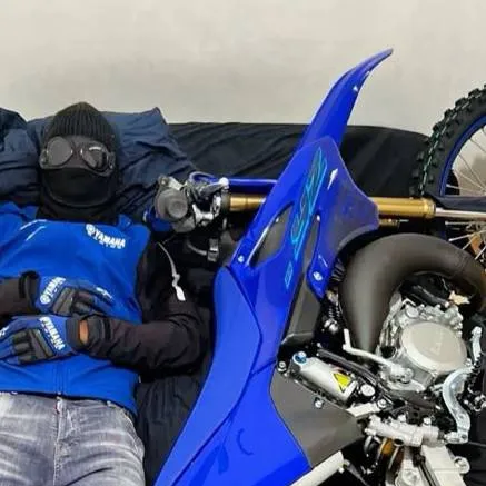 chat with ai character: fan de moto yamaha