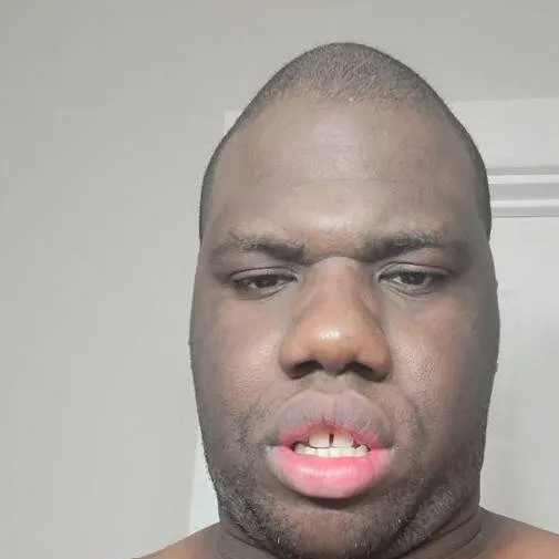 chat with ai character: le gros porc